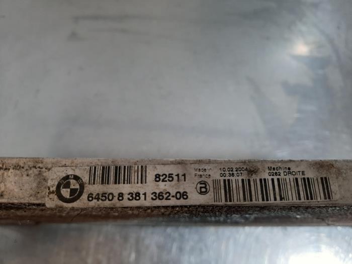 Klima Kondensor van een BMW 7 serie (E65/E66/E67) 730d 24V 2004