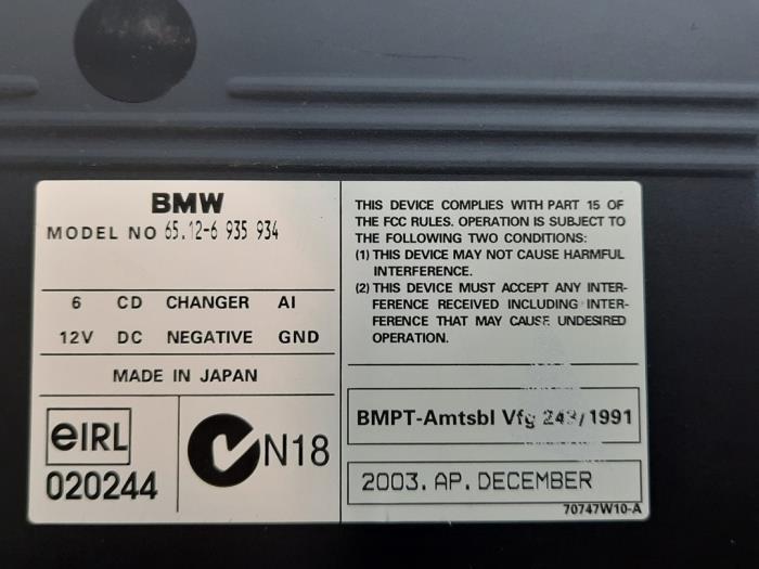 Changeur de CD d'un BMW 7 serie (E65/E66/E67) 730d 24V 2004
