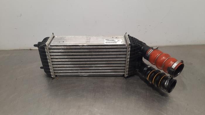 Usados Intercooler Peugeot 208 II (UB/UH/UP) 1.2 Vti 12V PureTech 100 Precio € 60,50 IVA incluido ofrecido por Autohandel Didier