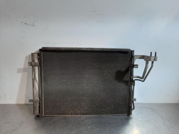Usagé Condenseur de climatisation Kia Venga 1.4 CRDi 16V Prix € 42,35 Prix TTC proposé par Autohandel Didier