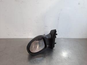 Used Wing mirror, left Renault Twingo II (CN) 1.5 dCi 70 Price € 84,70 Inclusive VAT offered by Autohandel Didier