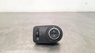 Used AIH headlight switch Opel Crossland/Crossland X 1.5 CDTI 120 Price € 30,25 Inclusive VAT offered by Autohandel Didier