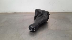 Used Gear stick cover Skoda Fabia III Combi (NJ5) 1.0 TSI 12V Price € 30,25 Inclusive VAT offered by Autohandel Didier