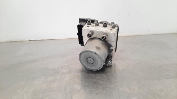 Usagé Bloc ABS Peugeot 508 SW (8E/8U) 2.0 RXH HYbrid4 16V Prix € 133,10 Prix TTC proposé par Autohandel Didier