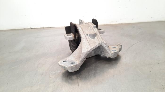 Used Engine mount Peugeot 508 SW (8E/8U) 2.0 RXH HYbrid4 16V Price € 102,85 Inclusive VAT offered by Autohandel Didier