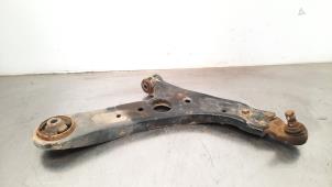 Used Front wishbone, right Hyundai i30 (GDHB5) 1.6 GDI Blue 16V Price € 66,55 Inclusive VAT offered by Autohandel Didier