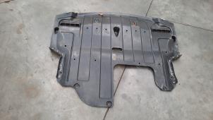Used Engine protection panel Hyundai i30 (GDHB5) 1.6 GDI Blue 16V Price € 66,55 Inclusive VAT offered by Autohandel Didier