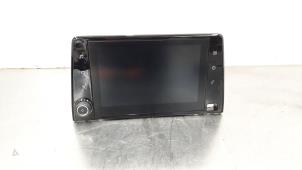 Usados Pantalla de navegación Peugeot Rifter (ER/EC/EZ) 1.2 PureTech 130 Precio € 266,20 IVA incluido ofrecido por Autohandel Didier