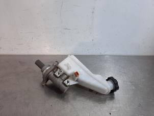 Used Master cylinder Hyundai i30 Wagon (PDEF5) 1.4 T-GDI 16V Price € 66,55 Inclusive VAT offered by Autohandel Didier