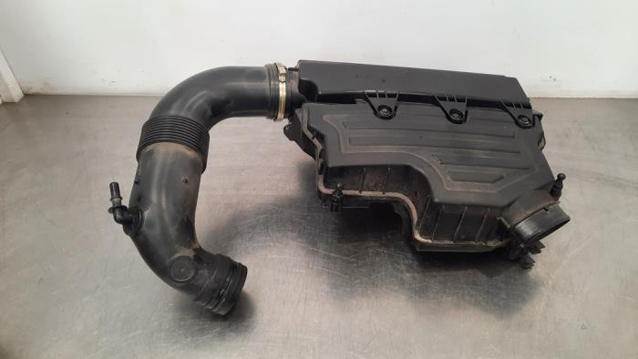 Air box from a Fiat 500X (334) 1.0 FireFly Turbo 114 12V 2020
