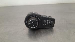 Used AIH headlight switch Fiat 500X (334) 1.0 FireFly Turbo 114 12V Price on request offered by Autohandel Didier