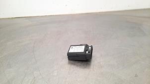Used Seat heating module BMW X6 (E71/72) xDrive40d 3.0 24V Price € 54,45 Inclusive VAT offered by Autohandel Didier