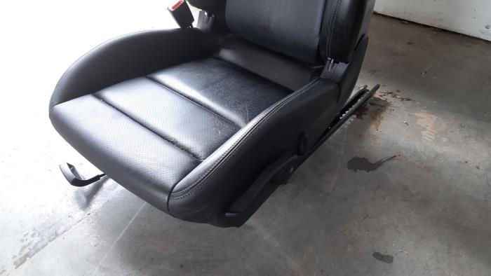 Seat, left from a Porsche 718 Boxster (982) 2.0 Turbo 2020