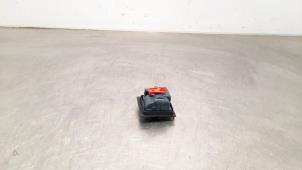 Used Tank flap lock motor Mercedes C (R205) Price € 18,15 Inclusive VAT offered by Autohandel Didier