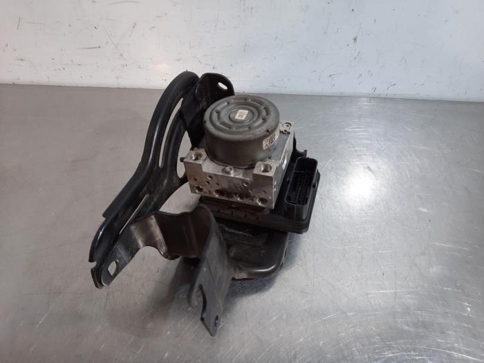 Begagnade ABS-pump Citroen DS3 Cabrio (SB) 1.6 16V VTi 120 Pris € 163,35 Inklusive moms erbjuds av Autohandel Didier