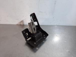 Used Engine mount Citroen DS3 Cabrio (SB) 1.6 16V VTi 120 Price € 24,20 Inclusive VAT offered by Autohandel Didier