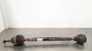 Used Front drive shaft, right Audi A3 (8V1/8VK) 1.6 TDI Ultra 16V Price € 127,05 Inclusive VAT offered by Autohandel Didier