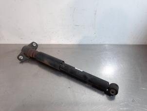 Used Rear shock absorber, right Hyundai i30 (PDEB5/PDEBB/PDEBD/PDEBE) 1.6 CRDi 16V VGT Price € 36,30 Inclusive VAT offered by Autohandel Didier