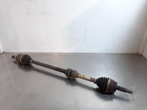 Used Front drive shaft, right Hyundai i30 (PDEB5/PDEBB/PDEBD/PDEBE) 1.6 CRDi 16V VGT Price € 254,10 Inclusive VAT offered by Autohandel Didier