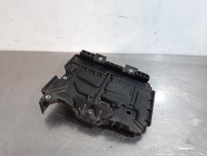 Used Battery box Hyundai i30 (PDEB5/PDEBB/PDEBD/PDEBE) 1.6 CRDi 16V VGT Price € 30,25 Inclusive VAT offered by Autohandel Didier