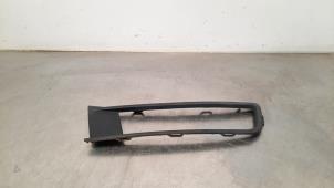 Used Fog light cover plate, right Volkswagen Touran (5T1) 1.6 TDI Price € 18,15 Inclusive VAT offered by Autohandel Didier