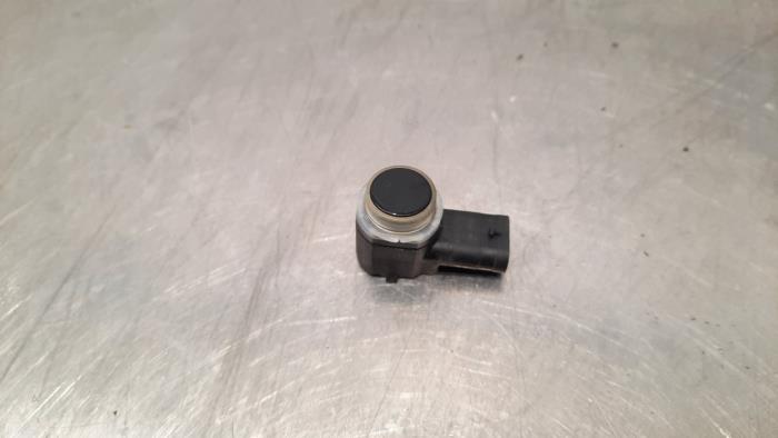 Usados Sensor PDC Volkswagen Touran (5T1) 1.6 TDI Precio € 18,15 IVA incluido ofrecido por Autohandel Didier