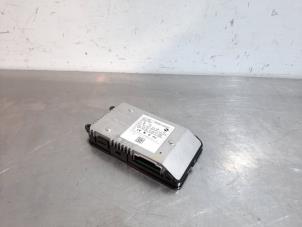 Used Phone module Hyundai i30 (PDEB5/PDEBB/PDEBD/PDEBE) 1.6 CRDi 16V VGT Price € 127,05 Inclusive VAT offered by Autohandel Didier
