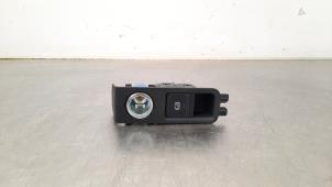 Used Parking brake switch Audi A3 Sportback (8YA) Price € 30,25 Inclusive VAT offered by Autohandel Didier