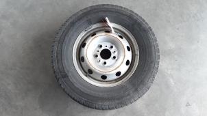 Used Wheel + tyre Citroen Jumper (U9) 2.2 Blue HDi 140 Price € 66,55 Inclusive VAT offered by Autohandel Didier