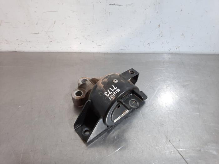 Used Engine mount Opel Mokka/Mokka X 1.4 Turbo 16V 4x2 Price € 24,20 Inclusive VAT offered by Autohandel Didier
