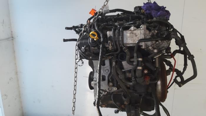 Engine from a Audi Q3 (8UB/8UG) 2.0 TDI 16V 184 Quattro 2015