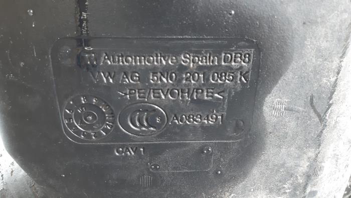 Krafstofftank van een Audi Q3 (8UB/8UG) 2.0 TDI 16V 184 Quattro 2015