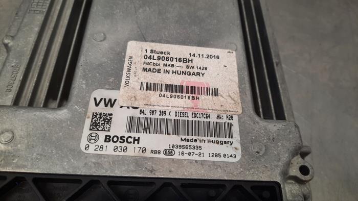 Ordinateur gestion moteur d'un Audi Q3 (8UB/8UG) 2.0 TDI 16V 184 Quattro 2015