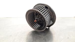 Usagé Moteur de ventilation chauffage Audi Q3 (8UB/8UG) 2.0 TDI 16V 184 Quattro Prix € 66,55 Prix TTC proposé par Autohandel Didier