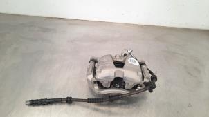 Used Front brake calliper, left Citroen C5 Aircross (A4/AC/AJ/AR) 1.5 Blue HDi 130 16V Price € 66,55 Inclusive VAT offered by Autohandel Didier