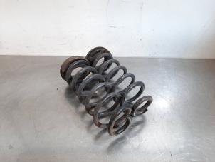 Used Rear coil spring Kia Sportage (QL) 1.6 GDI 16V 4x2 Price € 66,55 Inclusive VAT offered by Autohandel Didier