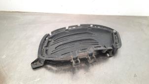 Used Front bumper, right-side component Mercedes C (W205) C-220 2.2 CDI BlueTEC, C-220 d 16V Price on request offered by Autohandel Didier