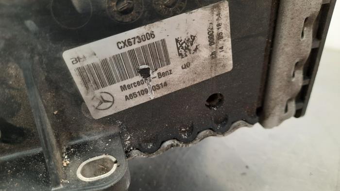 Chlodnica miedzystopniowa z Mercedes-Benz C (W205) C-220 2.2 CDI BlueTEC, C-220 d 16V 2014