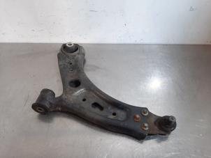 Used Front wishbone, left Fiat 500X (334) 1.0 FireFly Turbo 114 12V Price € 66,55 Inclusive VAT offered by Autohandel Didier
