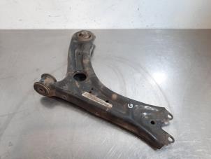 Used Front wishbone, left Volkswagen Beetle (16AB) 1.2 TSI Price € 66,55 Inclusive VAT offered by Autohandel Didier