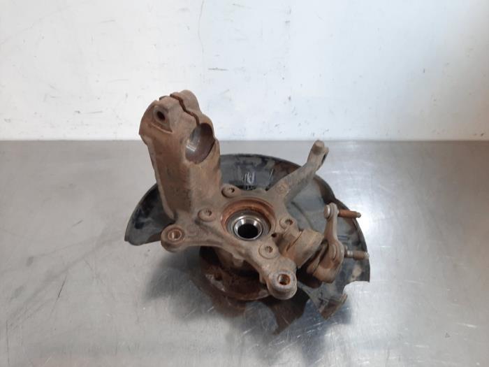 Knuckle, front right from a Volkswagen Beetle (16AB) 1.2 TSI 2013