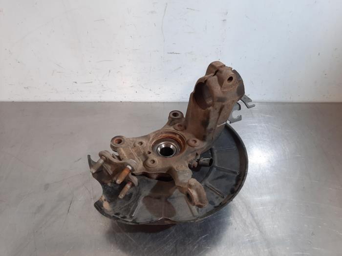 Knuckle, front right from a Volkswagen Beetle (16AB) 1.2 TSI 2013
