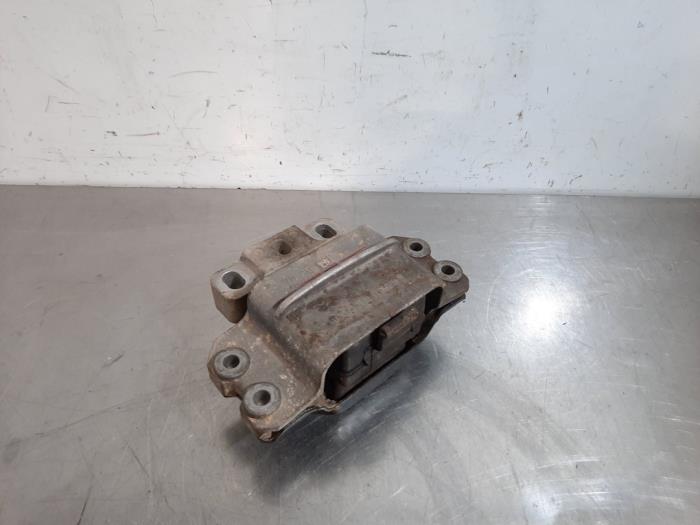 Used Engine mount Volkswagen Beetle (16AB) 1.2 TSI Price € 18,15 Inclusive VAT offered by Autohandel Didier