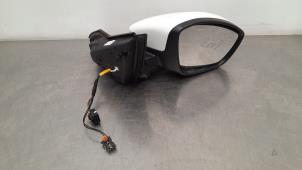Used Wing mirror, right Peugeot 2008 (UD/UK/UR/US/UX) Price € 157,30 Inclusive VAT offered by Autohandel Didier