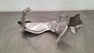 Used Exhaust heat shield BMW 1 serie (F40) 120i 2.0 TwinPower 16V Price € 30,25 Inclusive VAT offered by Autohandel Didier