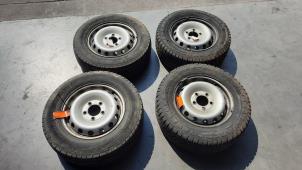 Used Set of wheels + tyres Renault Master IV (FV) Price € 254,10 Inclusive VAT offered by Autohandel Didier