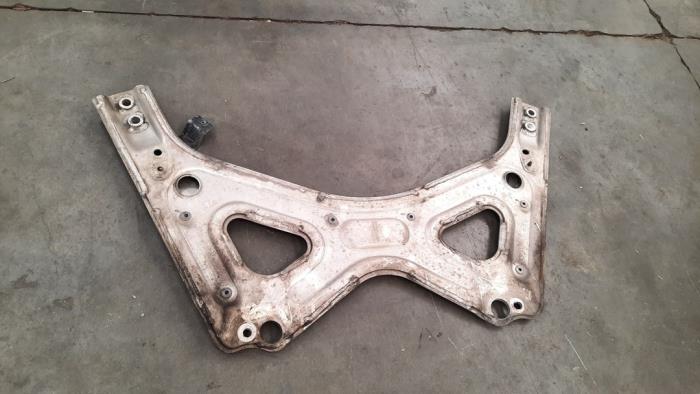 Used Subframe Maserati Ghibli III 3.0 Diesel Price € 332,75 Inclusive VAT offered by Autohandel Didier