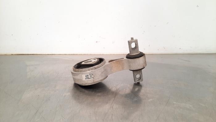 Used Engine mount Maserati Ghibli III 3.0 Diesel Price € 36,30 Inclusive VAT offered by Autohandel Didier