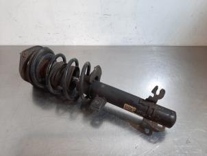 Used Front shock absorber, right Mini Clubman (R55) 1.6 Cooper D Price € 66,55 Inclusive VAT offered by Autohandel Didier