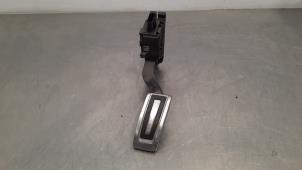 Used Accelerator pedal Volkswagen Polo VI (AW1) 1.6 TDI 16V 95 Price € 54,45 Inclusive VAT offered by Autohandel Didier